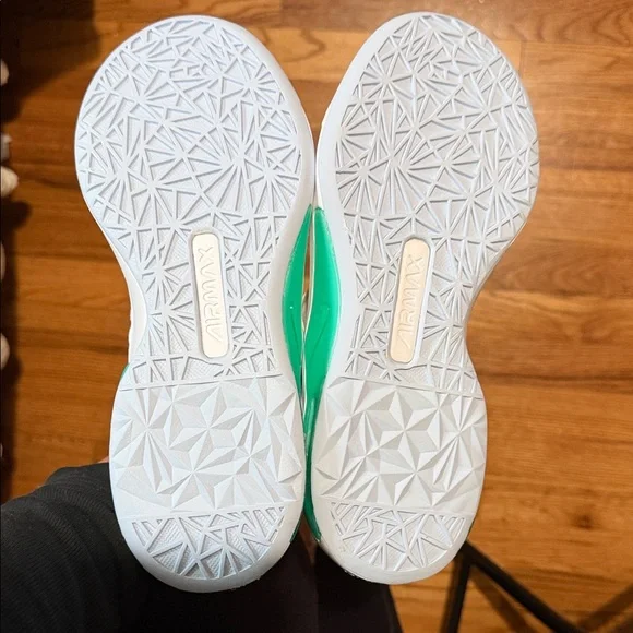 Nike Women's White and Mint Athletic Shoes - Picture 2 of 5